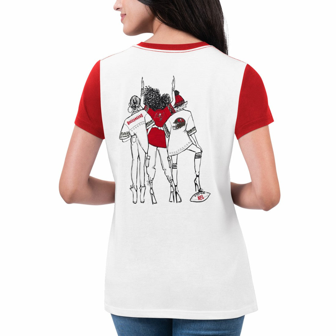 G-III 4Her by Carl Banks Women's Fashion Illustration T-Shirt - Tampa Bay Buccaneers