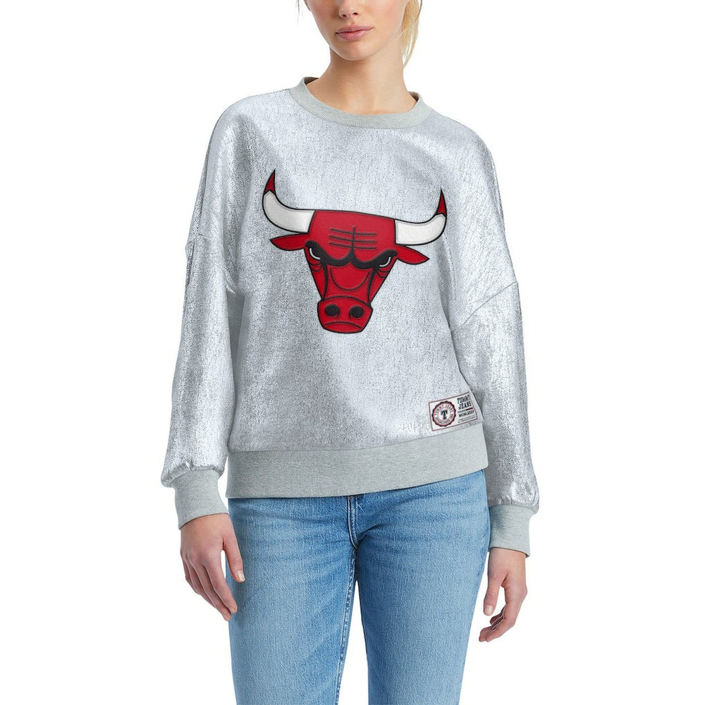 NBA Chicago Bulls Tommy Jeans Women's Tracy Pullover Sweatshirt
