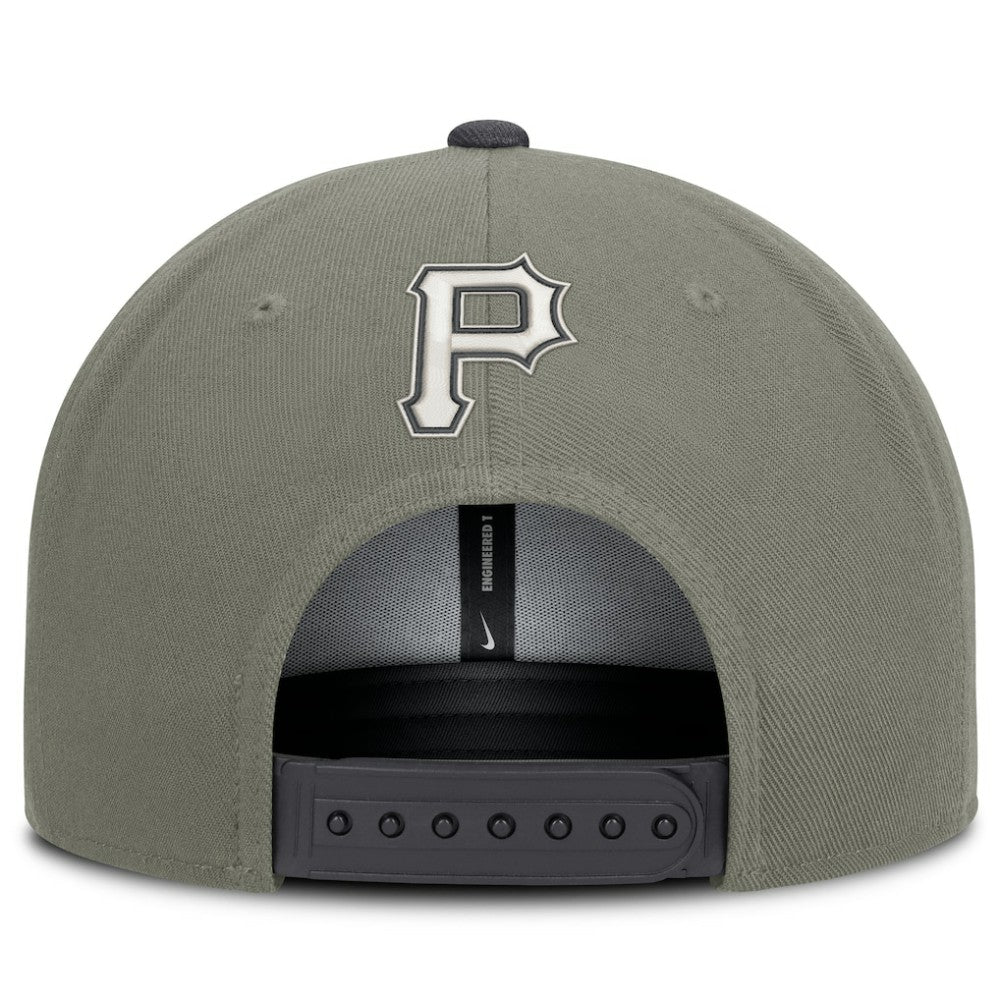 MLB Pittsburgh Pirates Nike Pro Dri-FIT Snapback Hat
