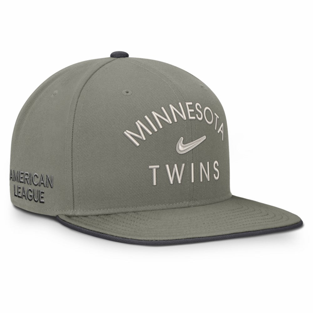 MLB Minnesota Twins Nike Pro Dri-FIT Snapback Hat