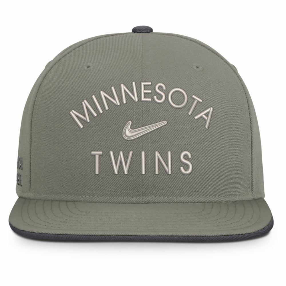 MLB Minnesota Twins Nike Pro Dri-FIT Snapback Hat