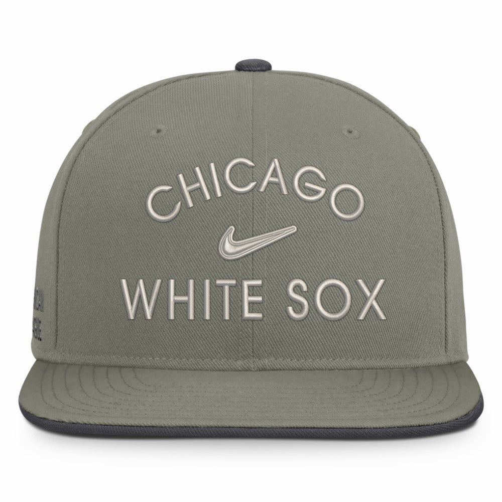 MLB Chicago White Sox Nike Pro Dri-FIT Snapback Hat