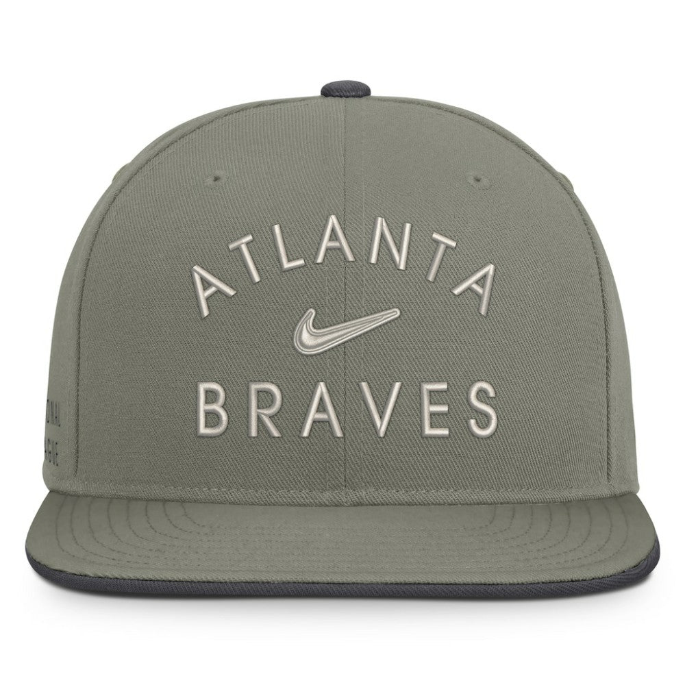 MLB Atlanta Braves Nike Pro Dri-FIT Snapback Hat
