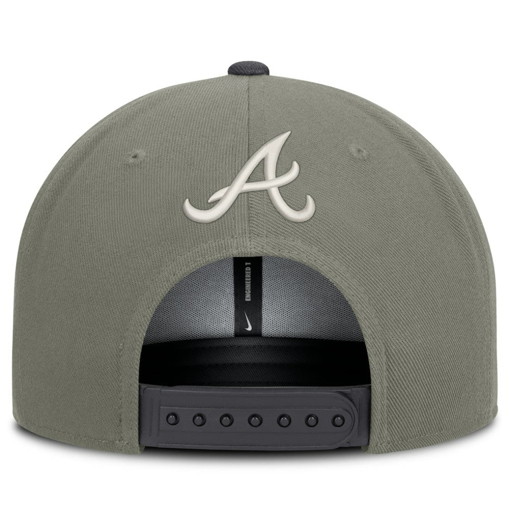 MLB Atlanta Braves Nike Pro Dri-FIT Snapback Hat