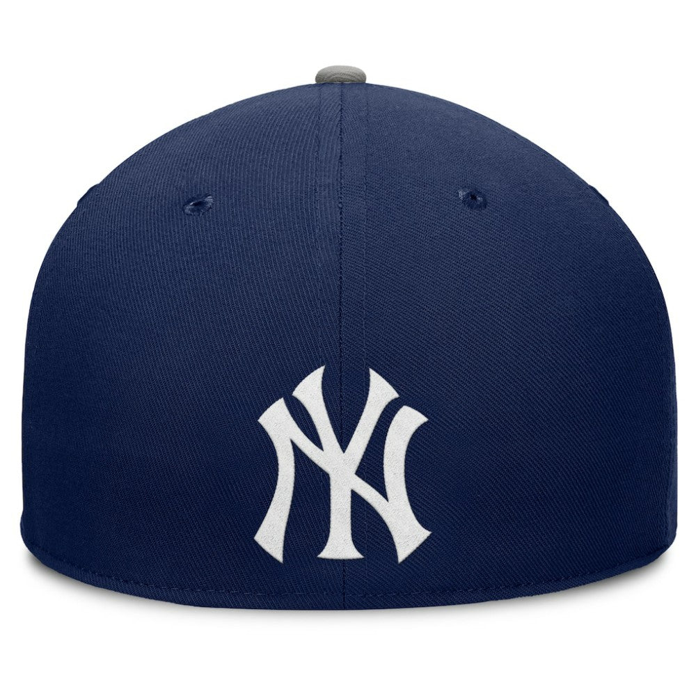 MLB New York Yankees Fanatics Pick Off Fitted Hat