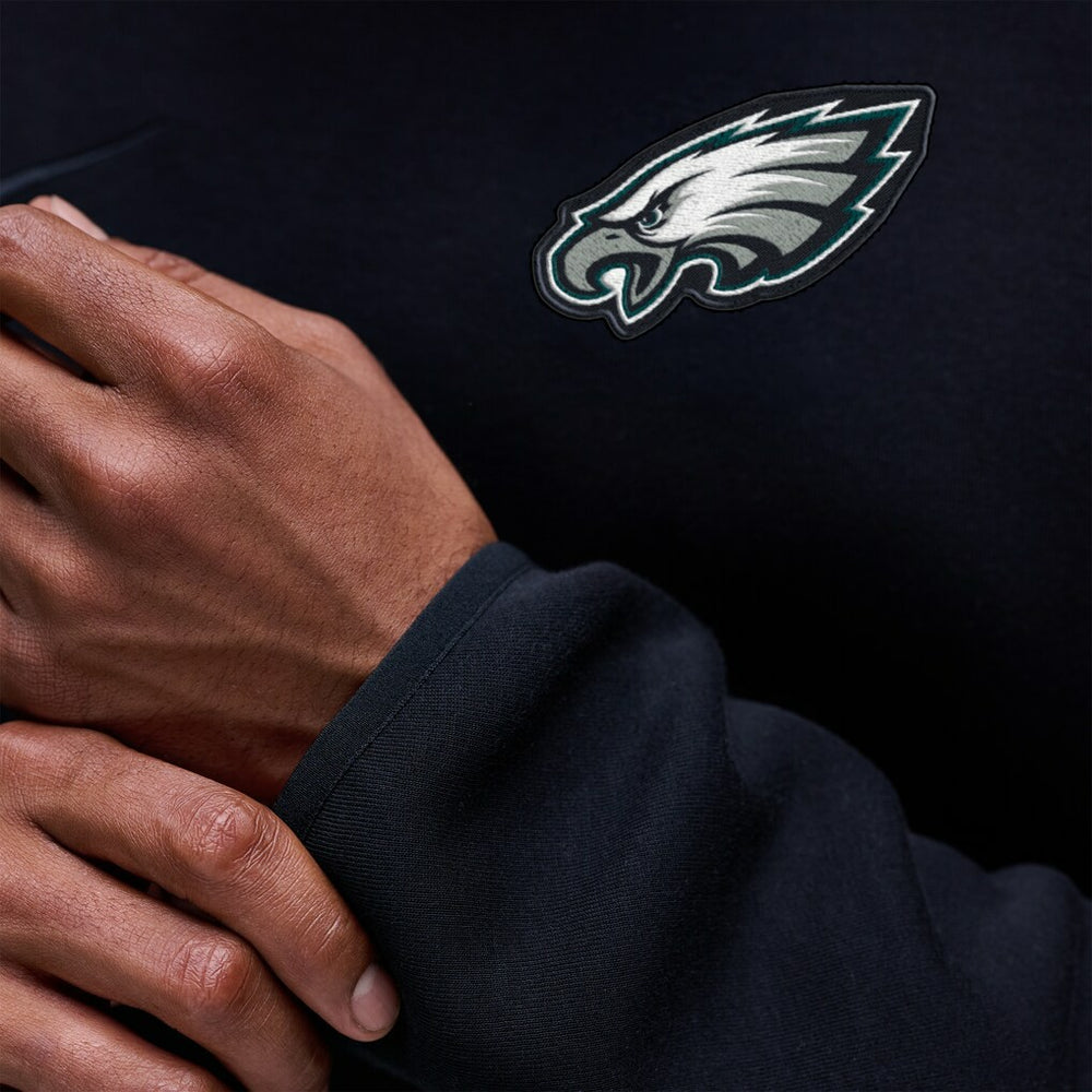 Tech Fleece Raglan Sweatshirt - Philadelphia Eagles