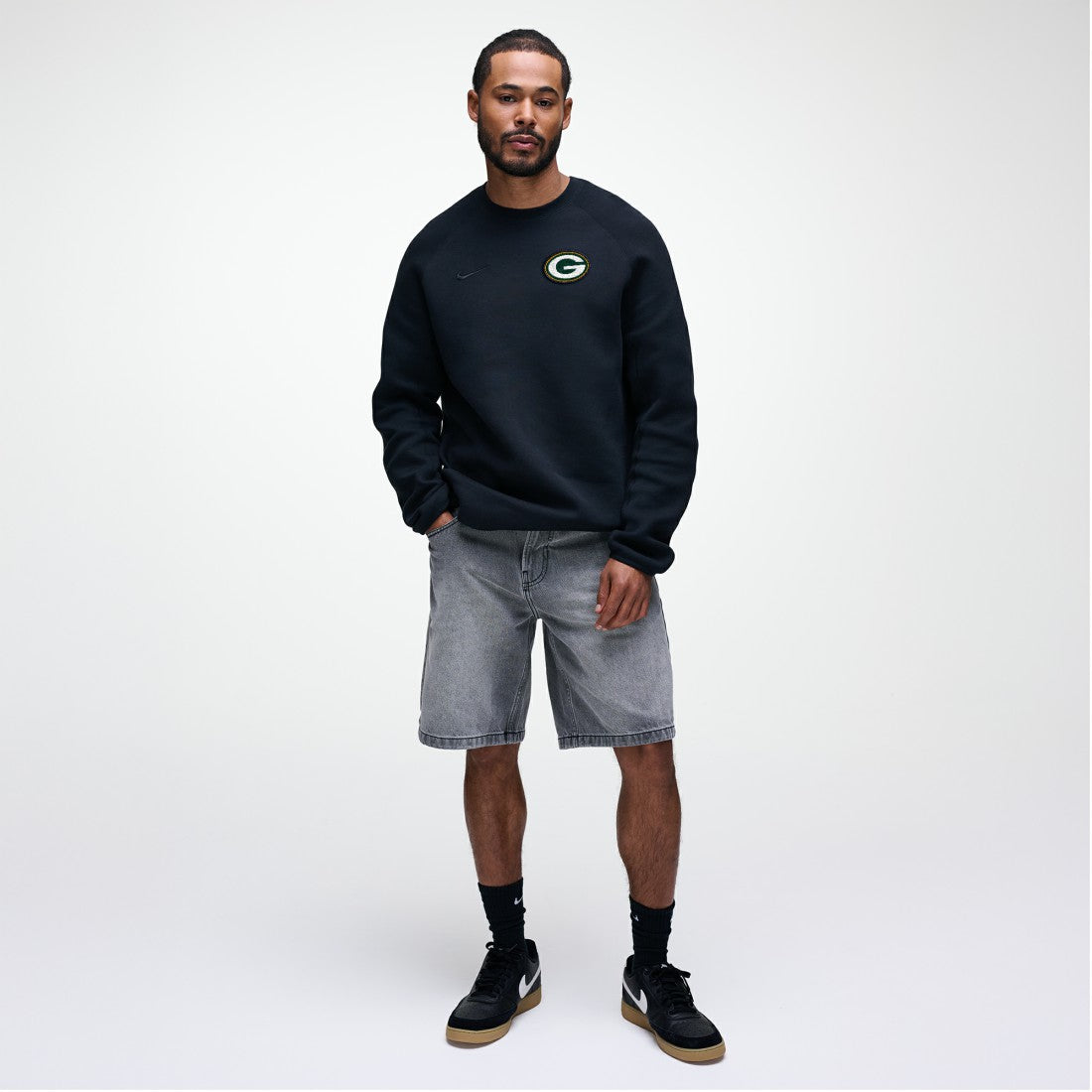Tech Fleece Raglan Sweatshirt - Green Bay Packers