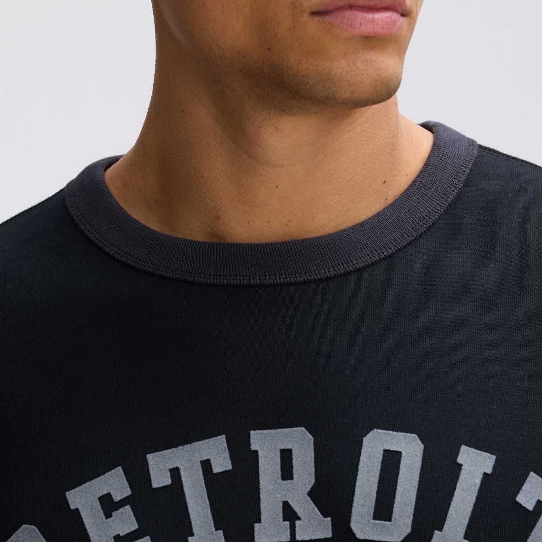 IconicFleece Short Sleeve Sweatshirt - Detroit Lions