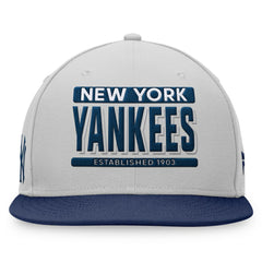 MLB New York Yankees Fanatics Line Drive Two-Tone Snapback Hat