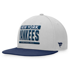 MLB New York Yankees Fanatics Line Drive Two-Tone Snapback Hat