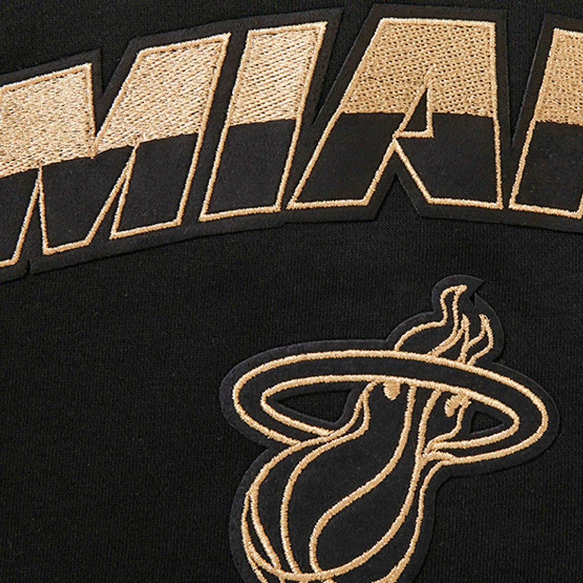 NBA Miami Heat Pro Standard Women's Glam Cropped Pullover Sweatshirt - Black sale