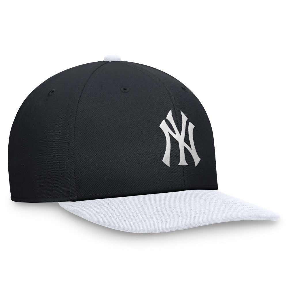 MLB New York Yankees Nike Two-Tone Snapback Hat