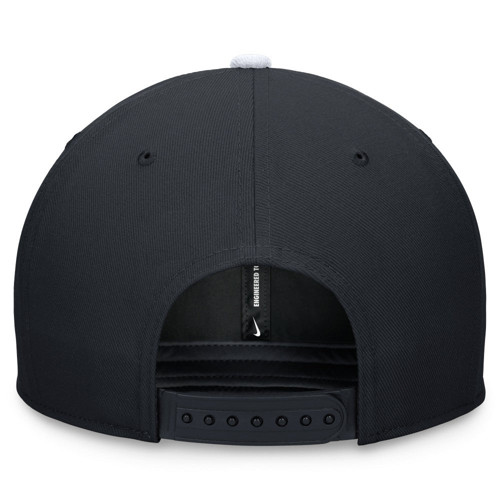 MLB New York Yankees Nike Two-Tone Snapback Hat
