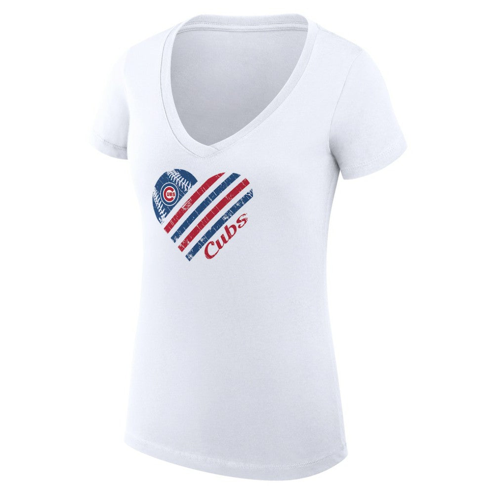 MLB Chicago Cubs G-III 4Her by Carl Banks Women's Super-Slim Fit Lightweight Heart V-Neck T-Shirt