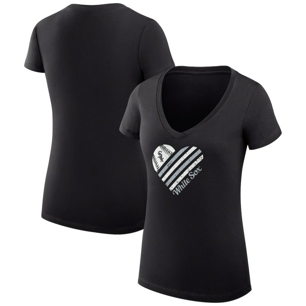 MLB Chicago White Sox G-III 4Her by Carl Banks Women's Super-Slim Fit Lightweight Heart V-Neck T-Shirt