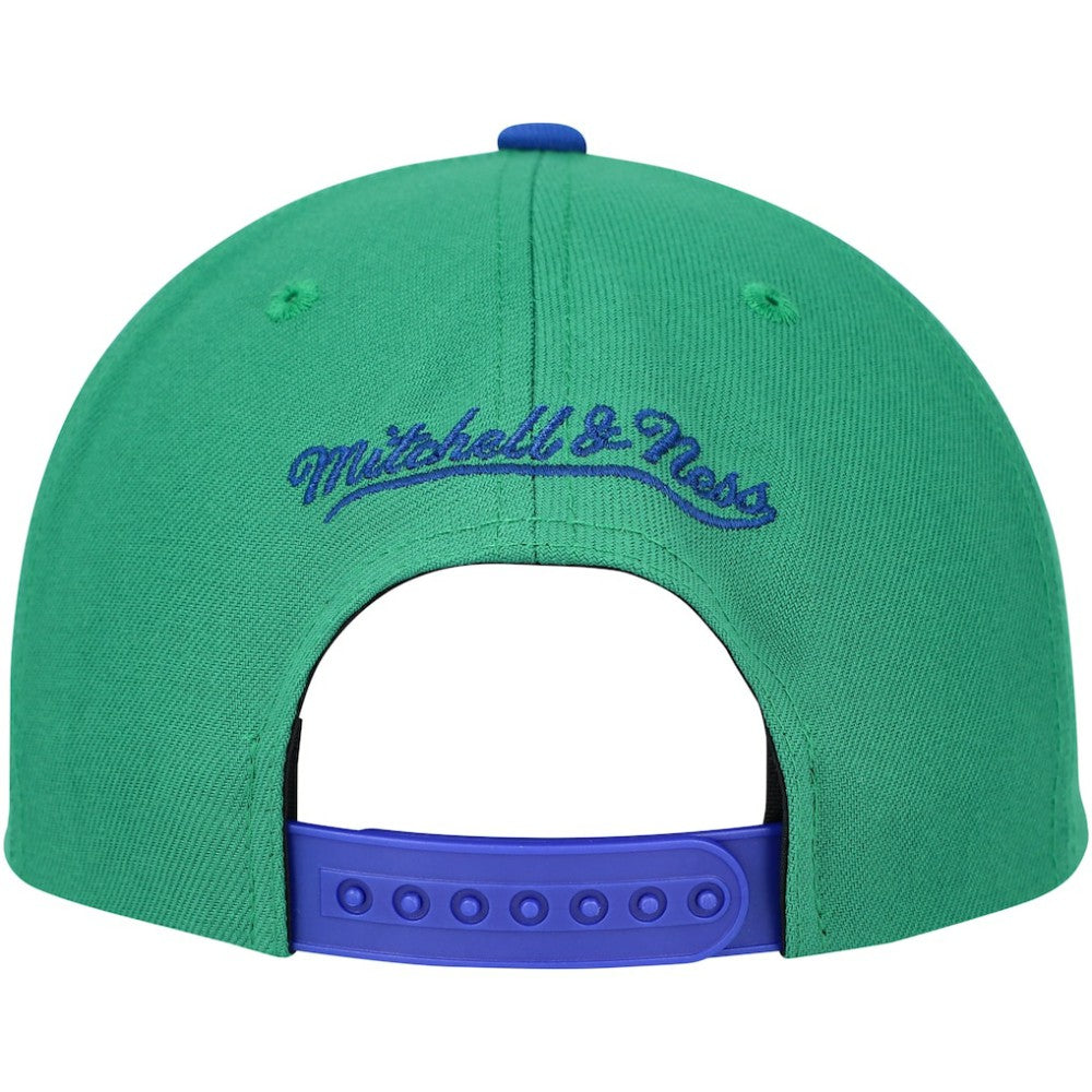 NHL Green Vancouver Canucks Mitchell & Ness Core Team Ground 2.0 Snapback Hat