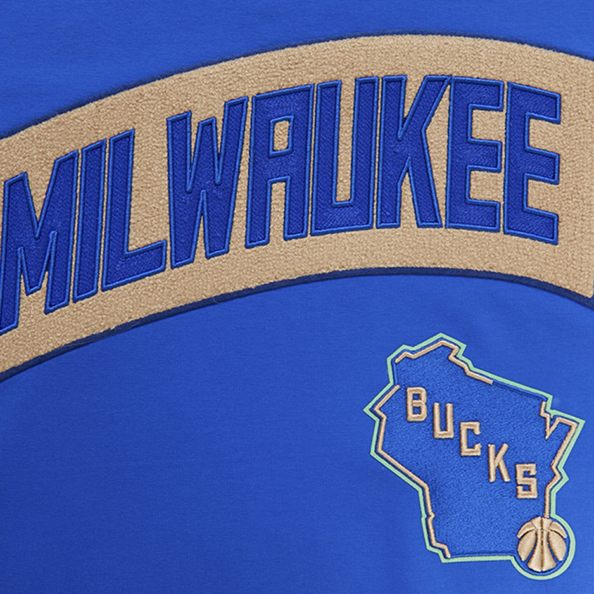 NBA Milwaukee Bucks Pro Standard T-Shirt