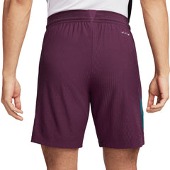 Paris Saint-Germain 2024/25 Advance Strike Shorts - Nike Burgundy