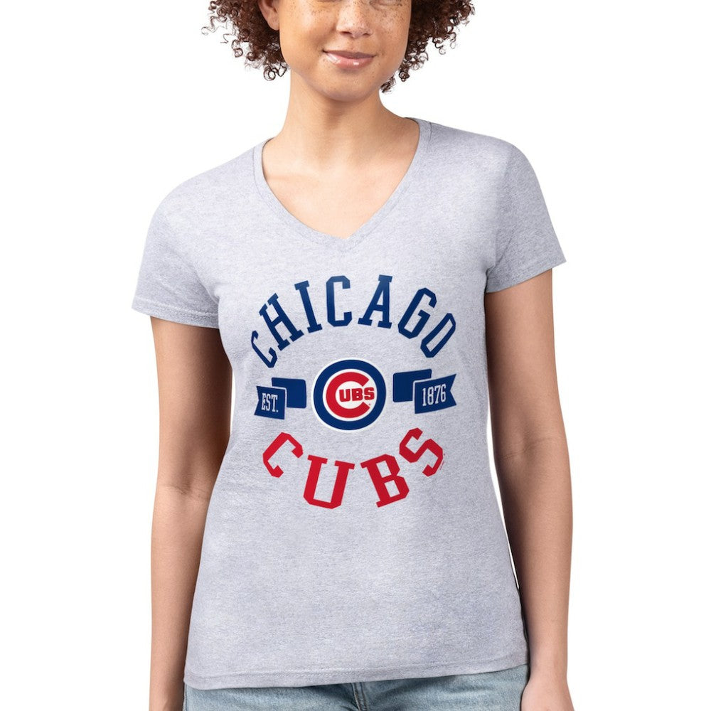 MLB Chicago Cubs G-III 4Her by Carl Banks Women's Super-Slim Fit Lightweight City Graphic V-Neck T-Shirt