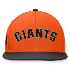 MLB San Francisco Giants Fanatics Fundamental Two-Tone Fitted Hat