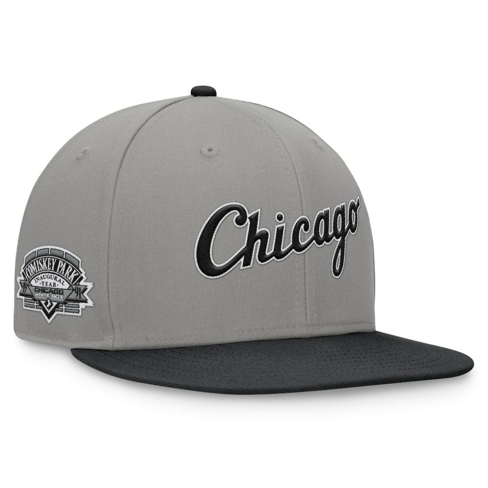 MLB Chicago White Sox Fanatics Fundamental Two-Tone Fitted Hat