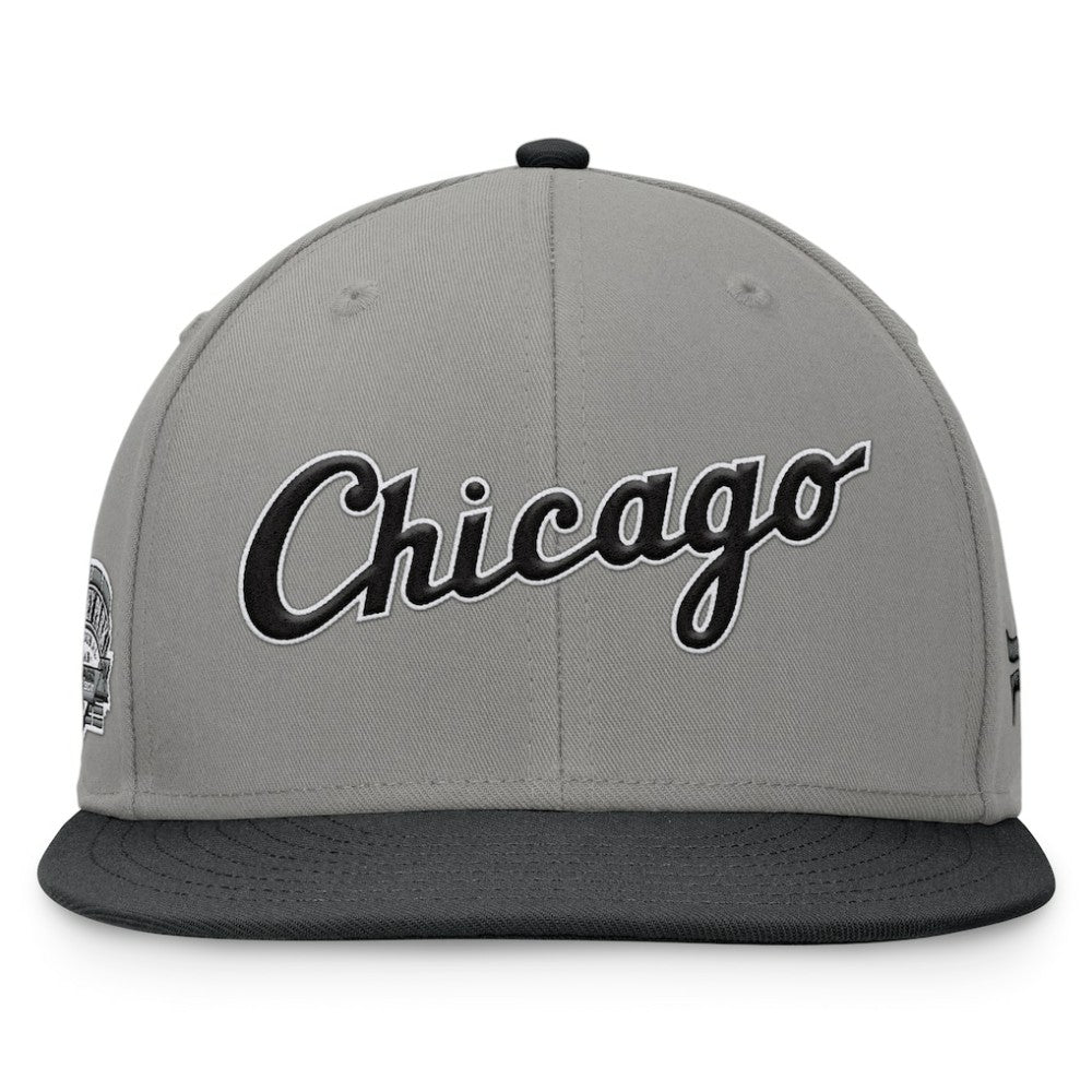 MLB Chicago White Sox Fanatics Fundamental Two-Tone Fitted Hat