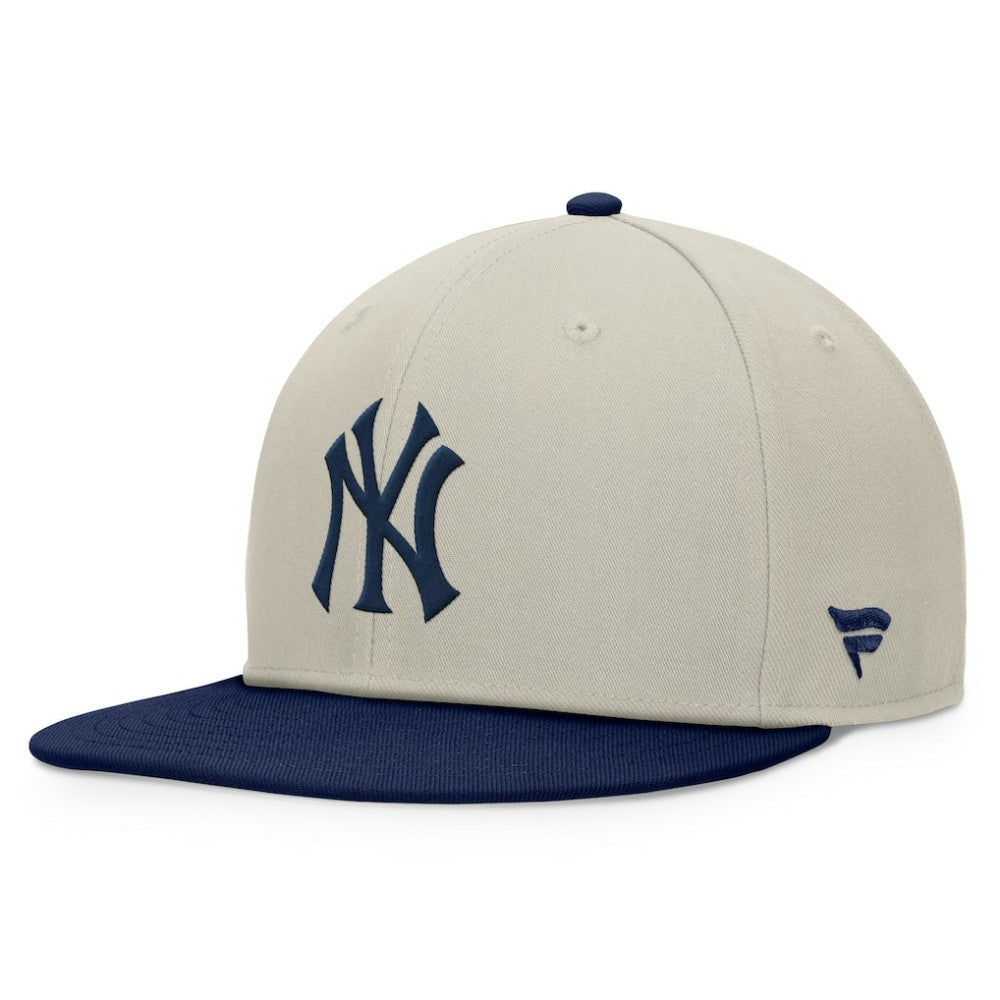 MLB New York Yankees Fanatics Team Two-Tone Snapback Hat
