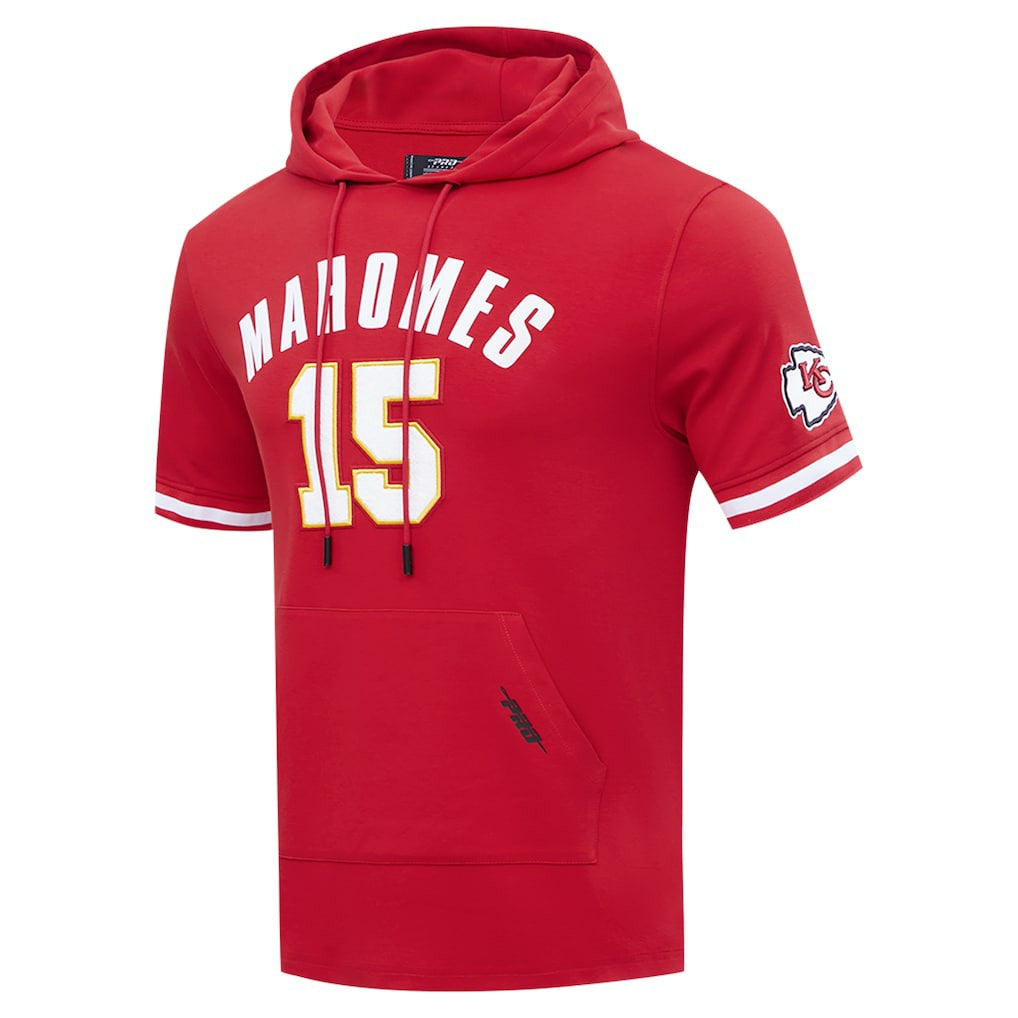 Patrick Mahomes  Pro Standard Player Name & Number Hoodie T-Shirt - Kansas City Chiefs
