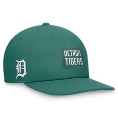 MLB Detroit Tigers Nike Bicoastal Pro Performance Snapback Hat