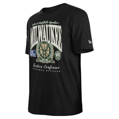 NBA Milwaukee Bucks Unisex Oversized Essentials Boxy T-Shirt