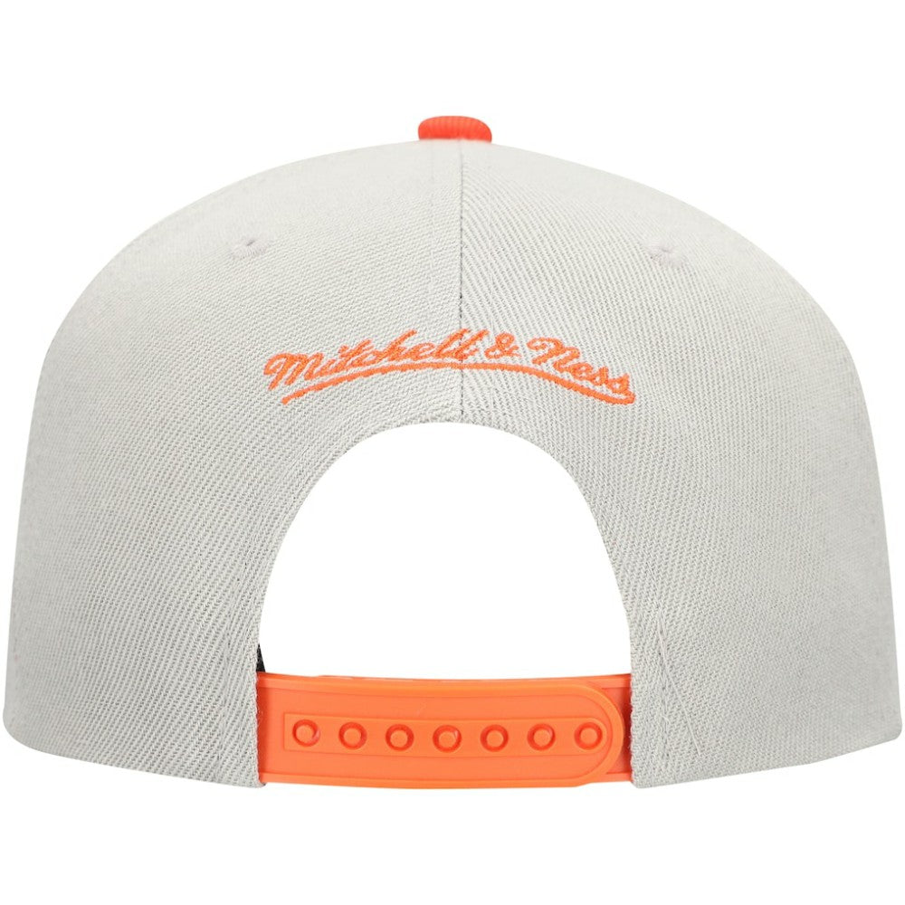 MLB Houston Astros Mitchell & Ness Knock Out Panel Snapback Hat