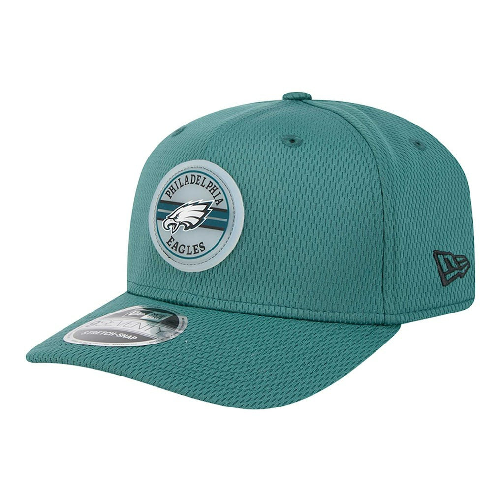 Adventure Patched 9SEVENTY Stretch-Snap Adjustable Hat - Philadelphia Eagles