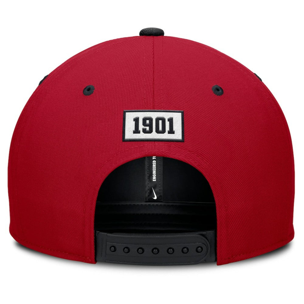 MLB Boston Red Sox Nike Cooperstown Collection Pro Performance Snapback Hat