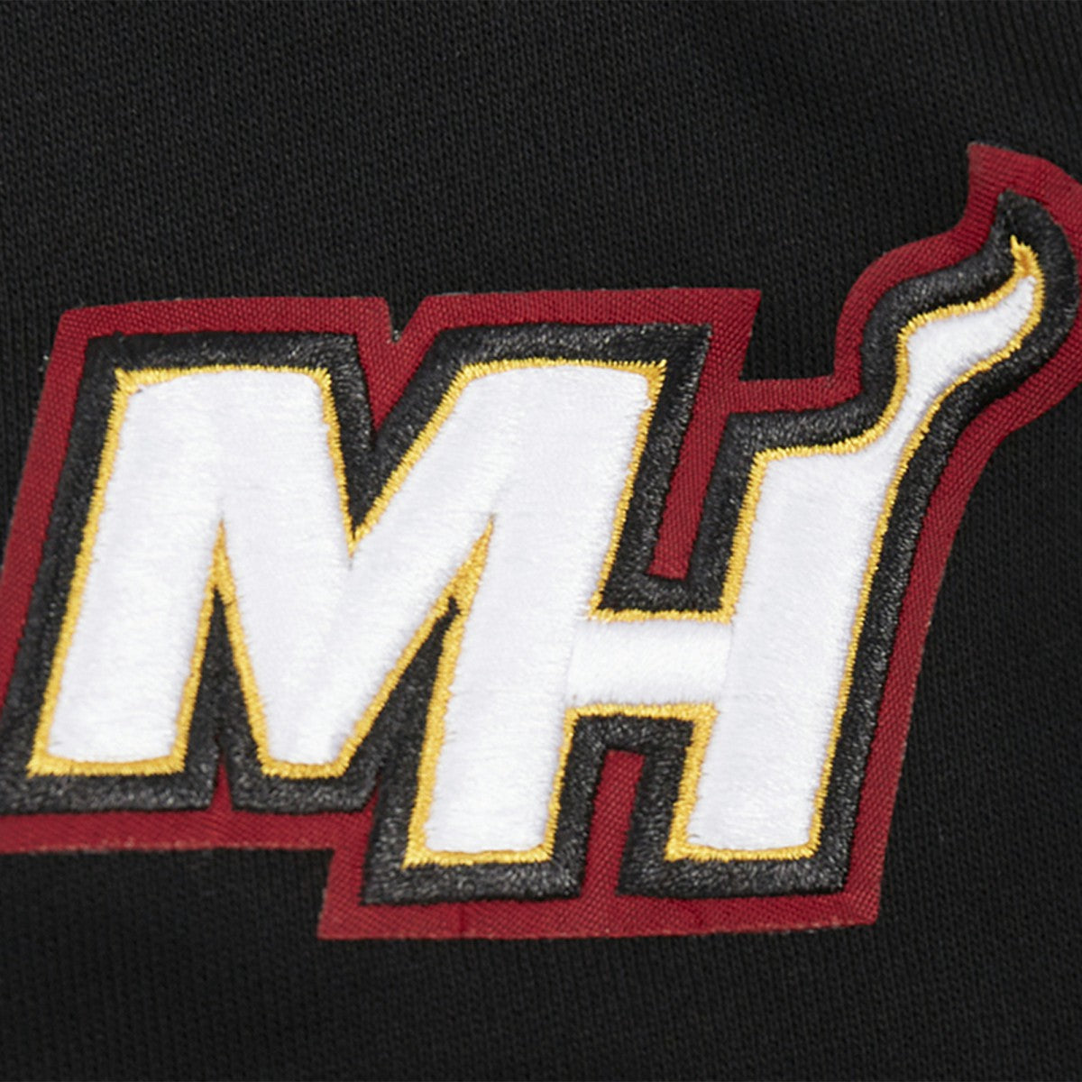 NBA Miami Heat Pro Standard Women's Jewels Cropped Pullover Hoodie