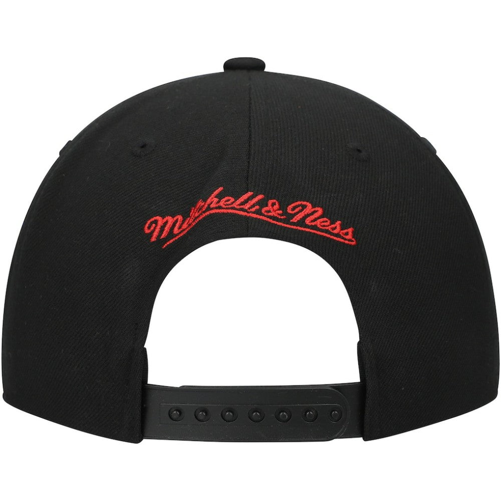 NHL Black New York Rangers Mitchell & Ness Core Team Script 2.0 Snapback Hat
