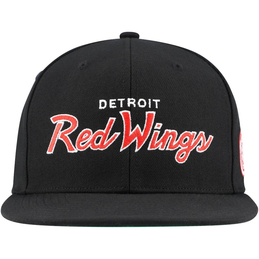 NHL Black Detroit Red Wings Mitchell & Ness Core Team Script 2.0 Snapback Hat