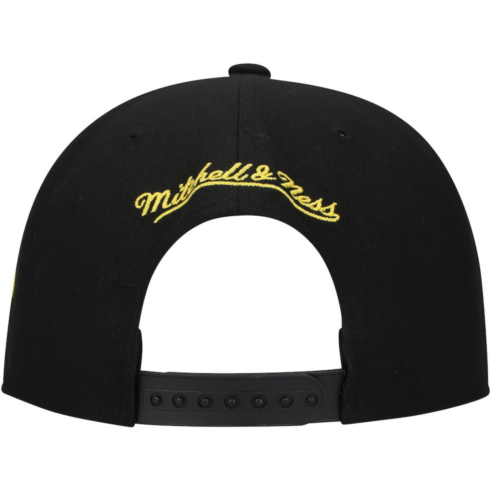 NHL Black Boston Bruins Mitchell & Ness Core Team Script 2.0 Snapback Hat