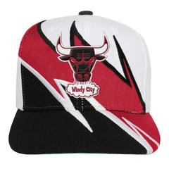 NBA Chicago Bulls Youth Wave Runner Snapback Hat