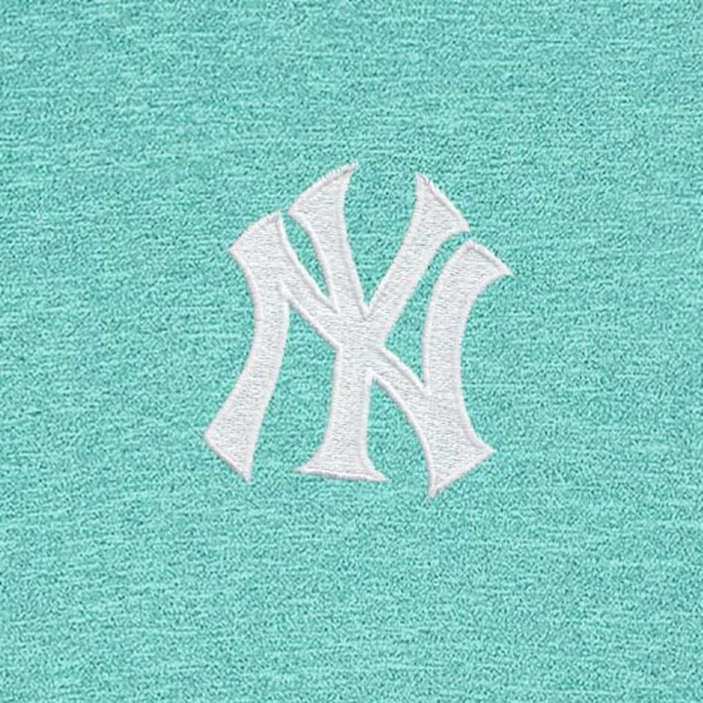 MLB New York Yankees Antigua Hunk Quarter-Zip Top