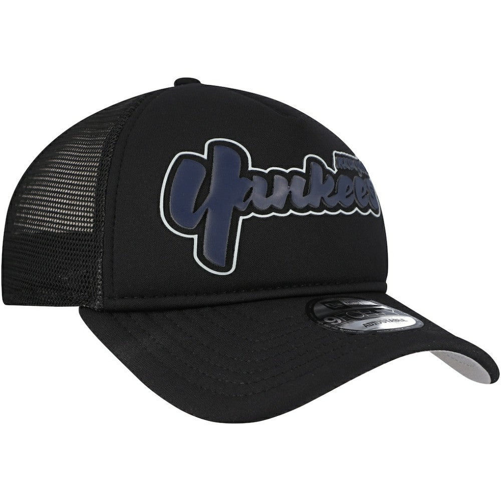 MLB New York Yankees New Era Retro Bold A-Frame Trucker 9FORTY Adjustable Hat