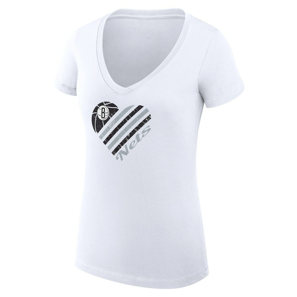 NBA Brooklyn Nets G-III 4Her by Carl Banks Women's Super-Slim Fit Lightweight Heart V-Neck T-Shirt