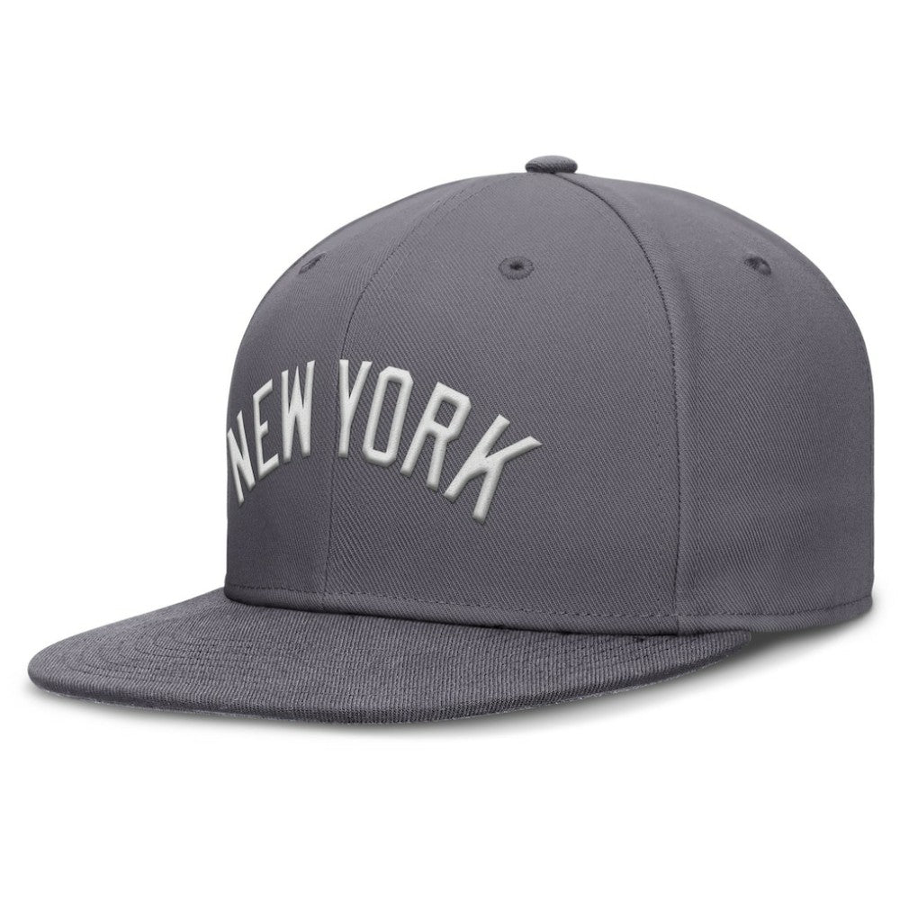 MLB New York Yankees Nike Performance True Fitted Hat