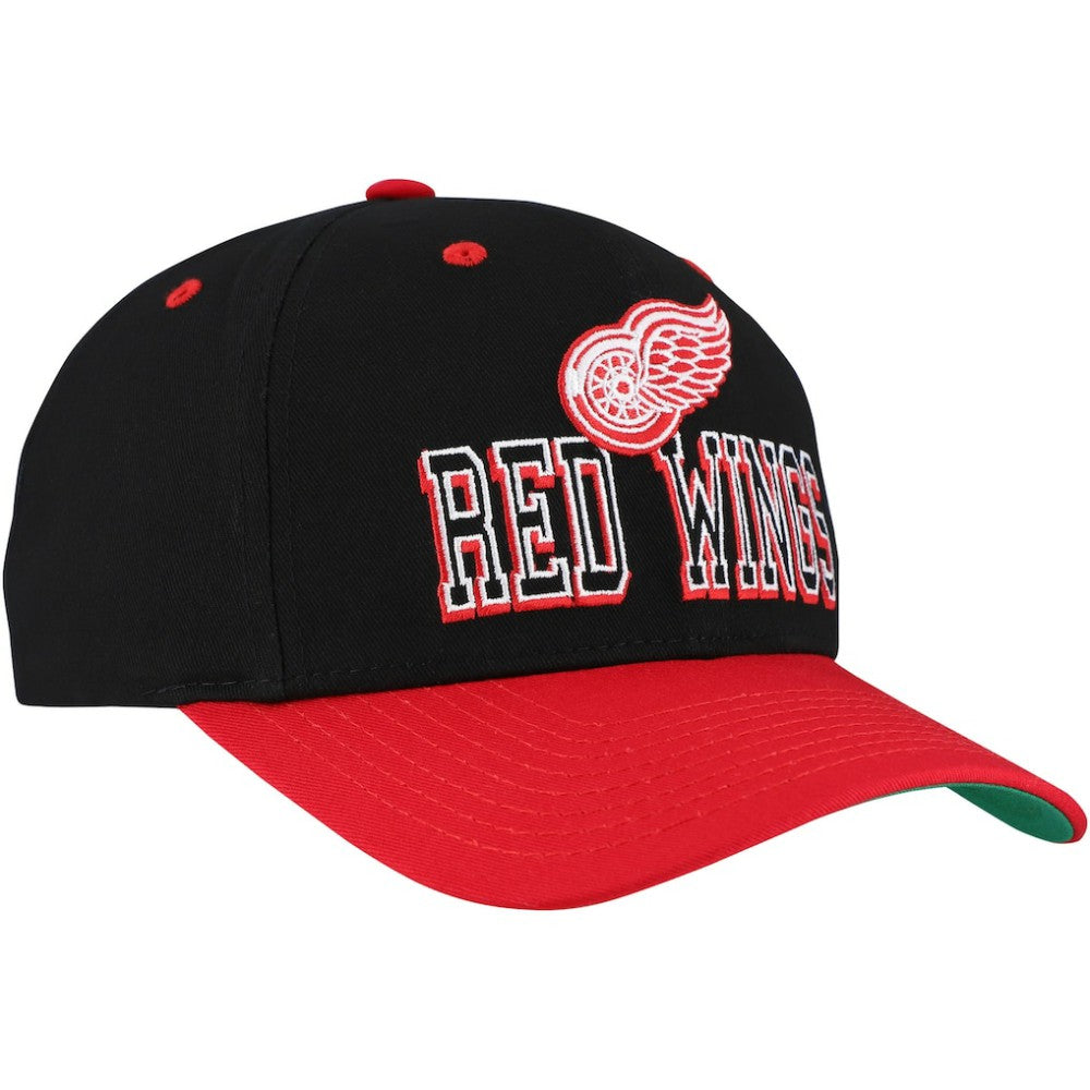 NHL Black/Red Detroit Red Wings Mitchell & Ness Backside Script Two-Tone Pro Crown Adjustable Hat