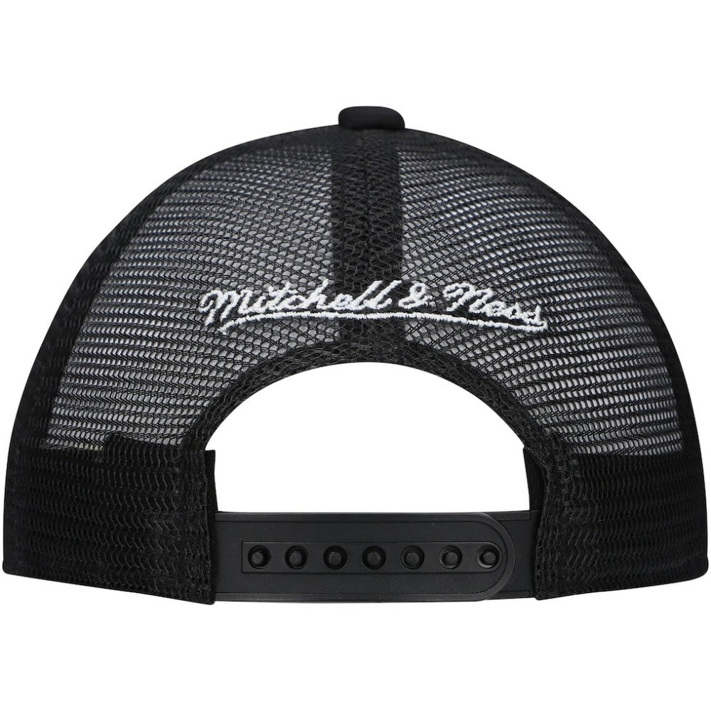 NHL Black Chicago Blackhawks Mitchell & Ness Youth Core Trucker Adjustable Hat