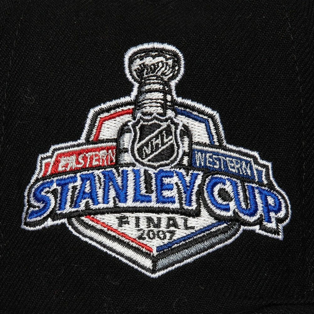 NHL Black Anaheim Ducks Mitchell & Ness Core Top Spot Snapback Hat