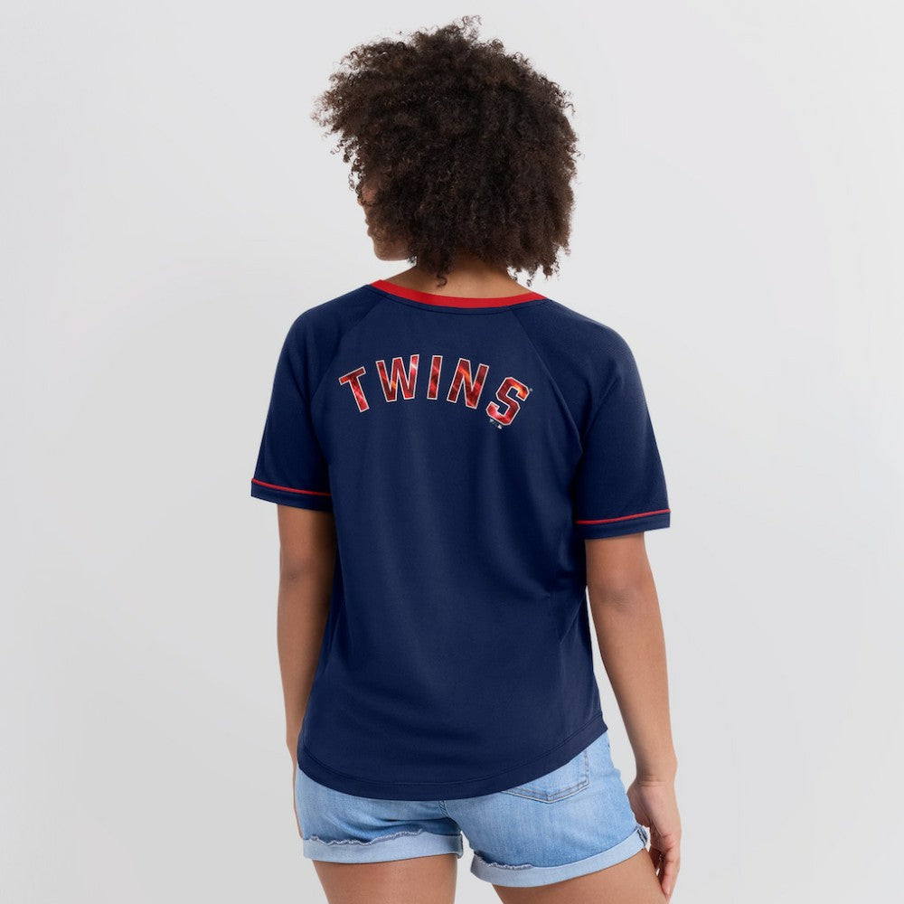MLB Minnesota Twins Fanatics Women's League Diva Star Raglan V-Neck T-Shirt
