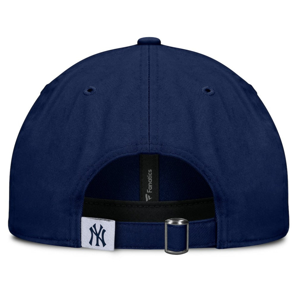 MLB New York Yankees Fanatics Women's Fly Out Adjustable Hat