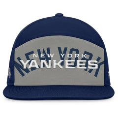 MLB New York Yankees Fanatics Clubhouse Splitter Snapback Hat