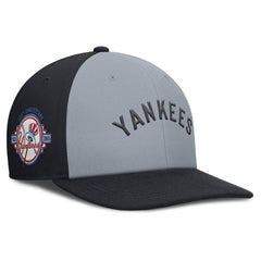 MLB New York Yankees Nike Pro Performance Snapback Hat