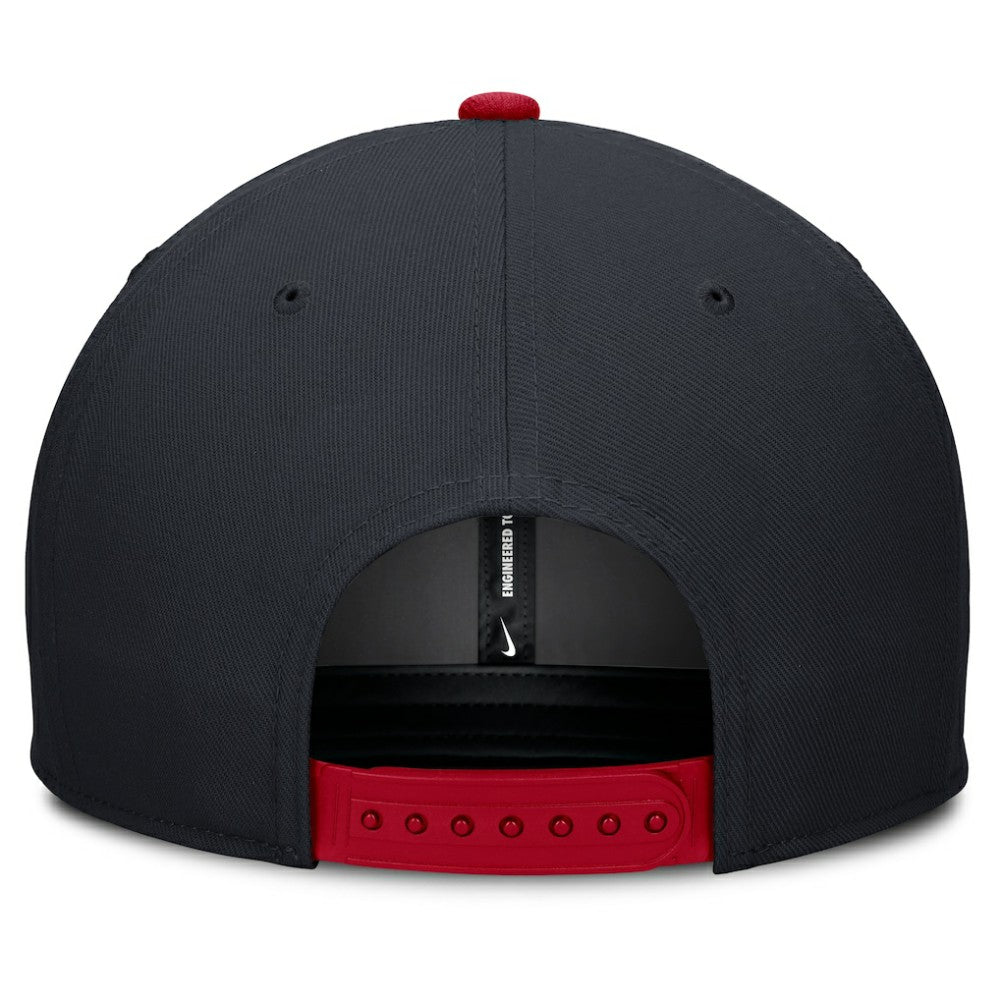 MLB Boston Red Sox Nike Pro Performance Snapback Hat